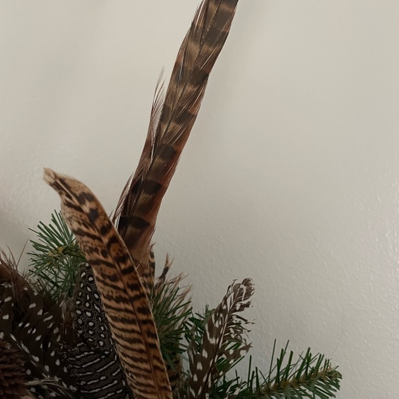 Rustic Wildlife Winter Wreath 17” by 19” Holiday Christmas - Picture 7 of 10